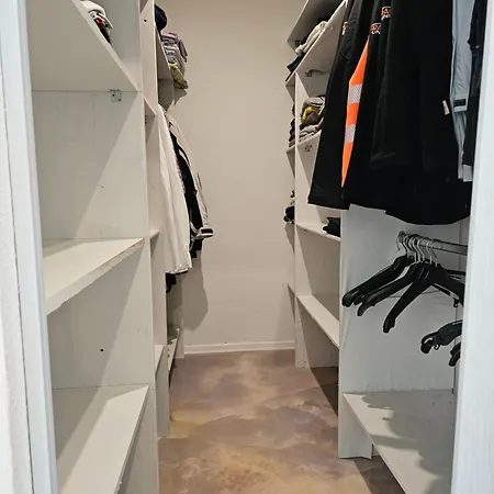 Zimmer In Schoener Panoramawohnung Accommodatie bij particulieren Benningen am Neckar