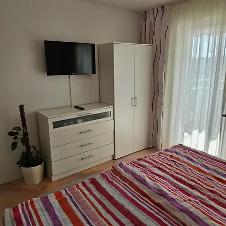 Zimmer In Schoener Panoramawohnung * Benningen am Neckar